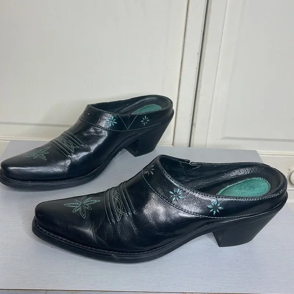 ARIAT Women’s slide Mules Black Turquoise Leather Upper SIZE 7B - Picture 3 of 11